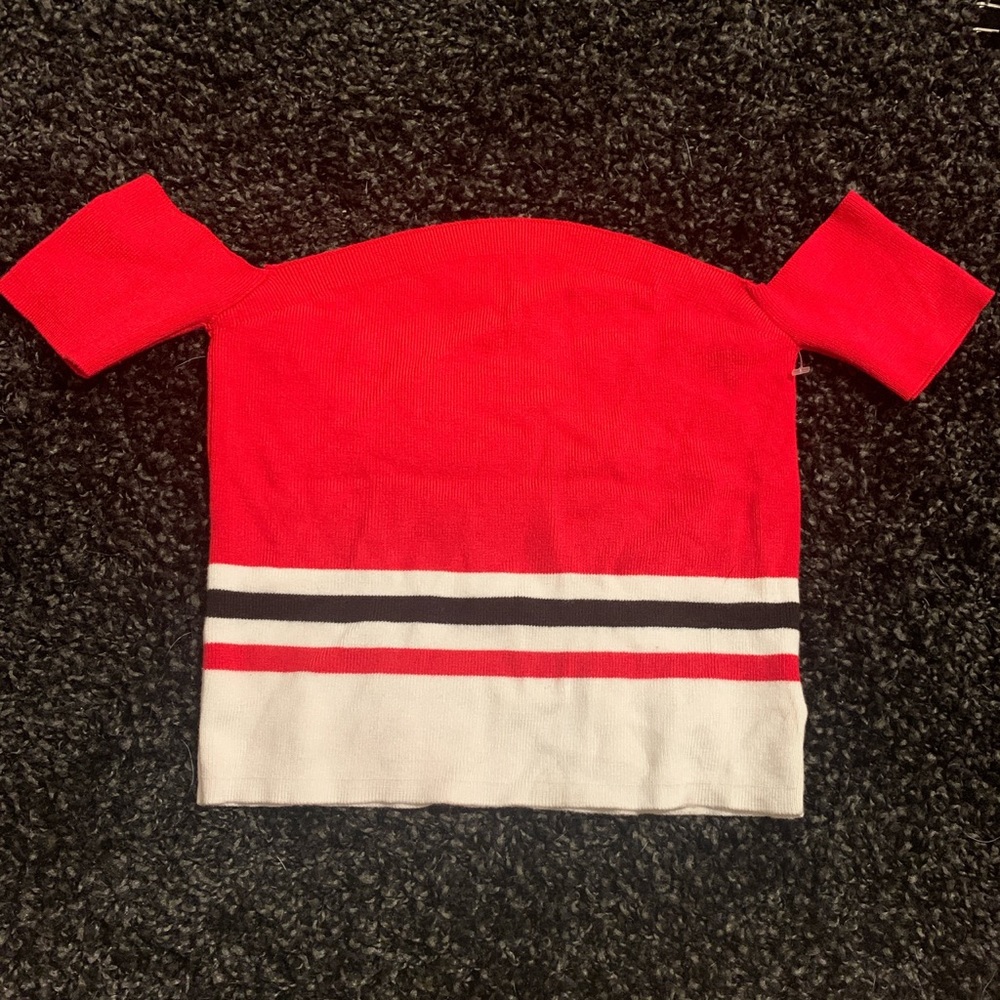 H&M off the shoulders crop top